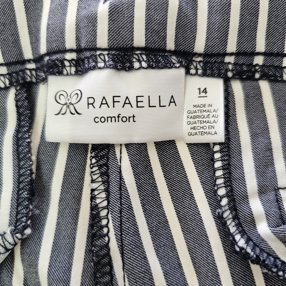 Rafaella Striped Cropped Pants | Nautical Preppy Chic | Stretch Comfort Size 14 - Picture 5 of 9